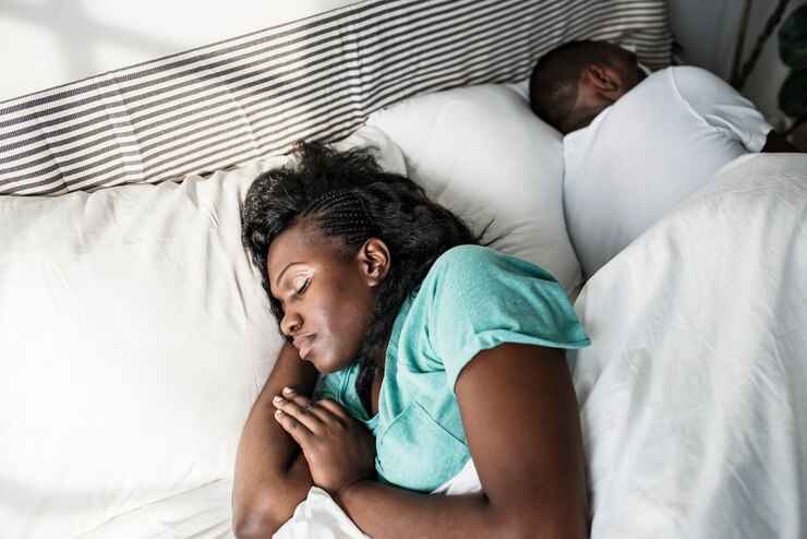 Why Your Girlfriend Lies to You: Understanding the Reasons Behind Dishonesty in Relationships
